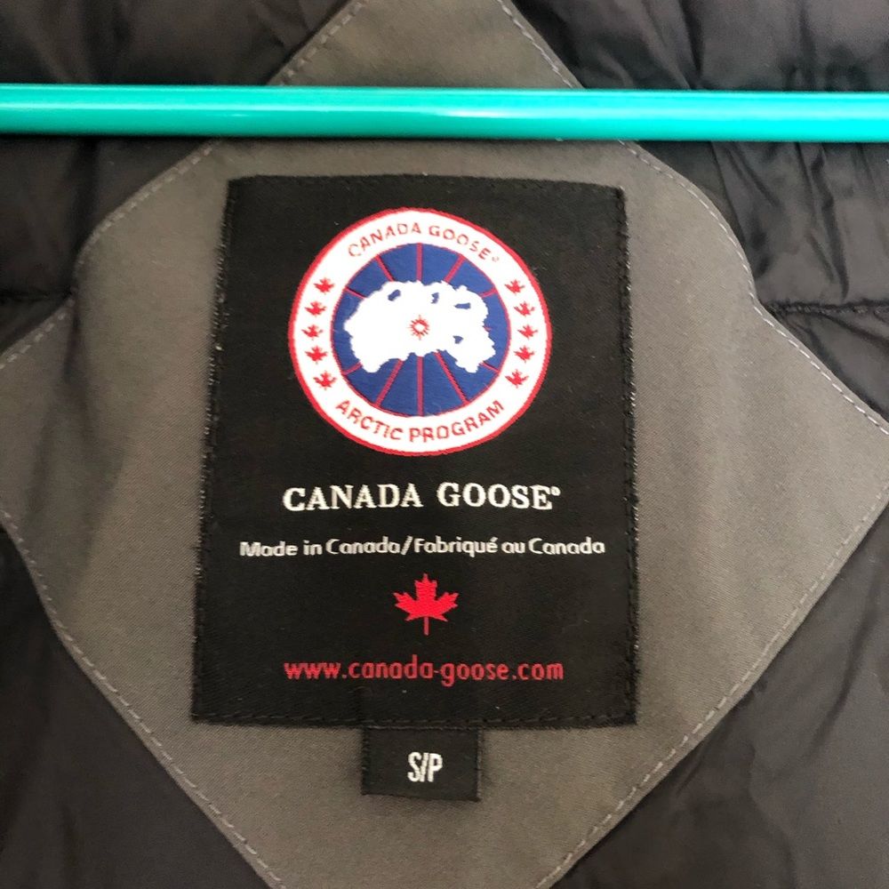 Canada goose womens down coat pre-owned - Picture 6 of 8